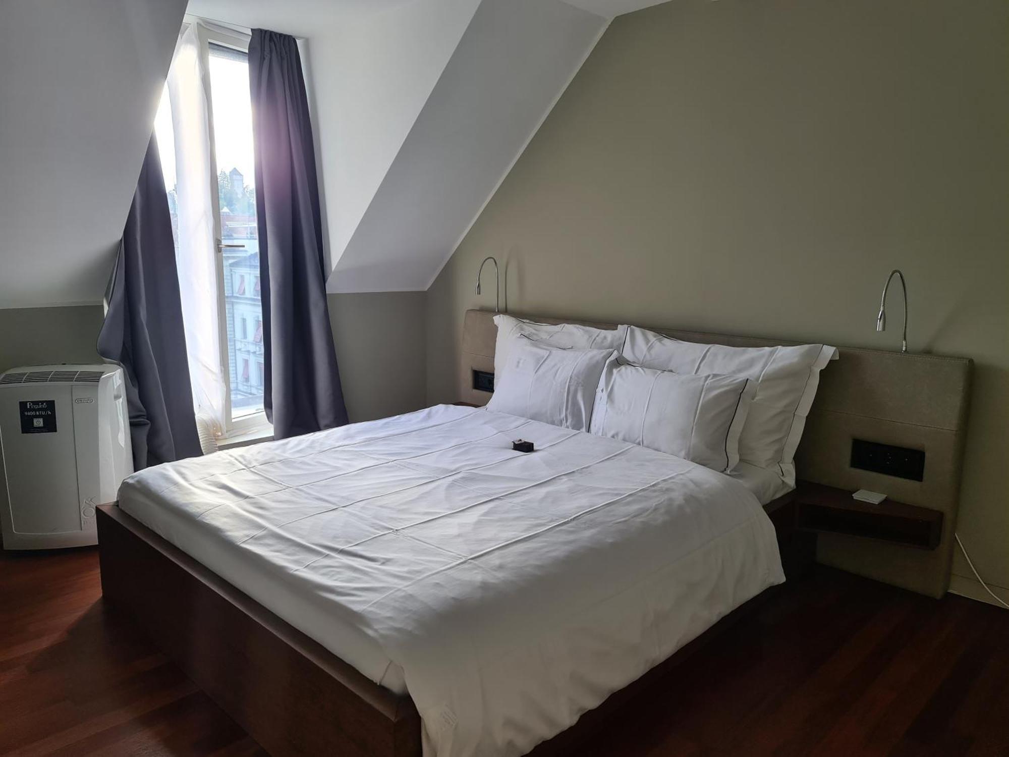 Lucerne Lake View Apartments Δωμάτιο φωτογραφία